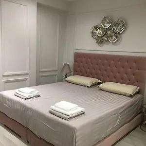 https://lamprini-rooms.albaniahotels.org